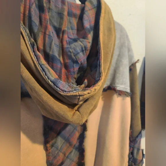 New Oli & Hali Oversized Patchwork Mineral Wash Hoodie with Plaid Accents Sz M/L - Picture 14 of 16